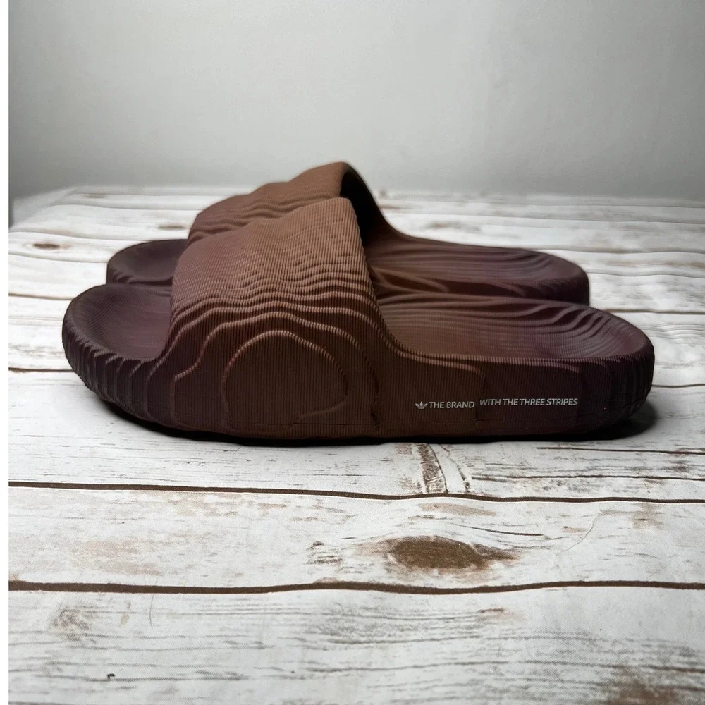 adidas Adilette 22 Slides Brown Topographic Textured‎ Sandals Men 9UK/10US